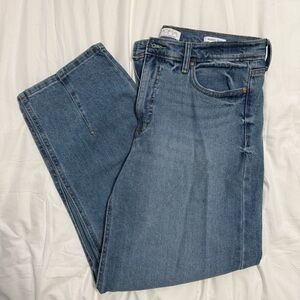 Sofia Vergara Barrel Jeans